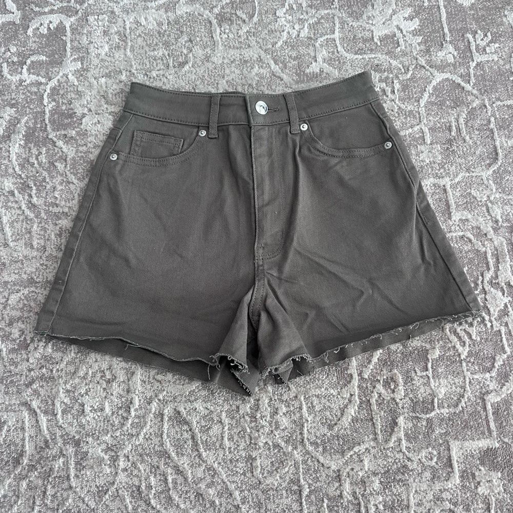 H&M shorts size 0